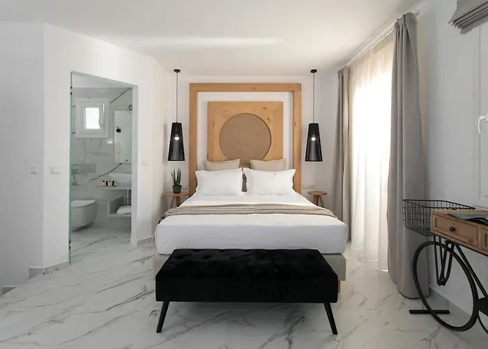 Cosmos Plaka (Naxos)