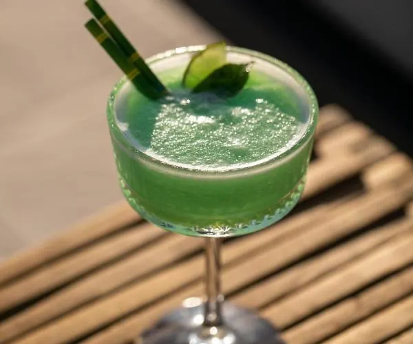 Cosmos Hotel Plaka (Naxos)